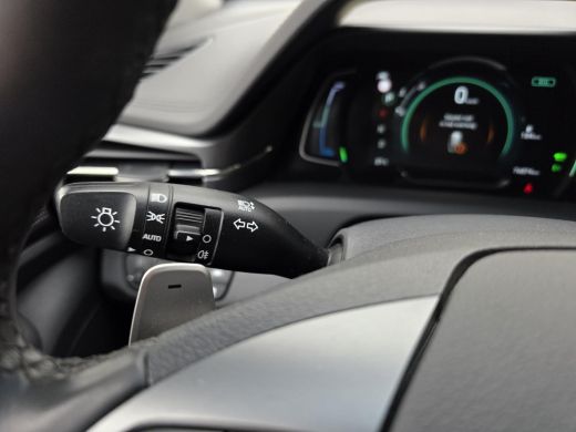 Hyundai IONIQ 1.6 GDi PHEV Premium | Stoelgeheugen | Stoelkoeling en verwarming | Stoelverwarming achter | Stuu... ActivLease financial lease