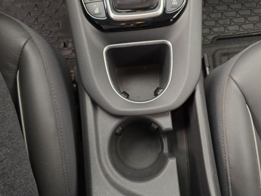 Hyundai IONIQ 1.6 GDi PHEV Premium | Stoelgeheugen | Stoelkoeling en verwarming | Stoelverwarming achter | Stuu... ActivLease financial lease