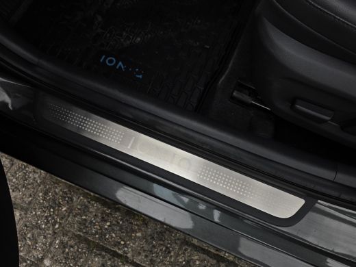 Hyundai IONIQ 1.6 GDi PHEV Premium | Stoelgeheugen | Stoelkoeling en verwarming | Stoelverwarming achter | Stuu... ActivLease financial lease