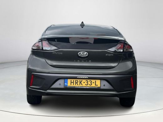 Hyundai IONIQ 1.6 GDi PHEV Premium | Stoelgeheugen | Stoelkoeling en verwarming | Stoelverwarming achter | Stuu... ActivLease financial lease