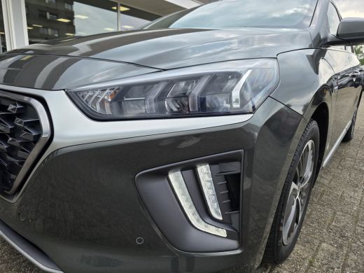 Hyundai IONIQ 1.6 GDi PHEV Premium | Stoelgeheugen | Stoelkoeling en verwarming | Stoelverwarming achter | Stuu... ActivLease financial lease