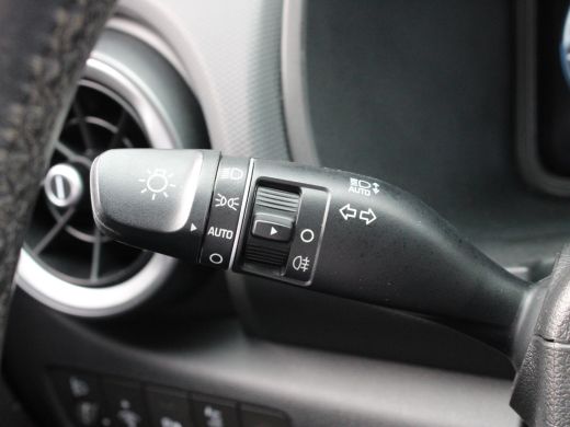Hyundai Kona 1.6 GDI HEV Fashion | Head-up display | LED Koplampen | Navigatiesysteem full map ActivLease financial lease