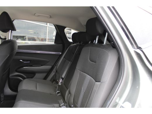 Hyundai Tucson 1.6 T-GDI MHEV Comfort | 1650KG trekgewicht | Achteruitrijcamera | Stoelverwarming | Parkeersenso... ActivLease financial lease
