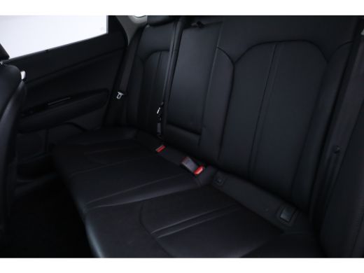 Kia Optima 2.0 GDI PHEV DynamicPlusLine Navigatie, Leder, Camera, Panoramadak, Trekhaak ActivLease financial lease