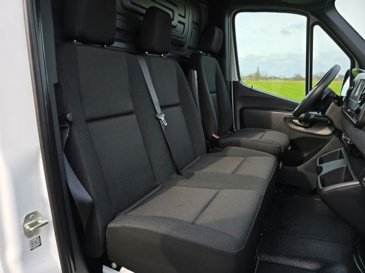 Mercedes-Benz Sprinter 317 1.9 CDI L3 H2 RWD - 170 Pk - Euro 6 - AUTOMAAT - MBUX - ParkeerCamera ActivLease financial lease