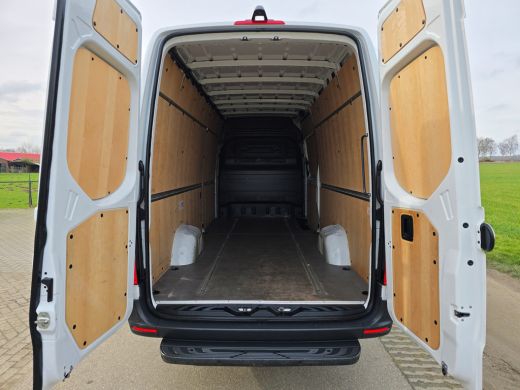 Mercedes-Benz Sprinter 317 1.9 CDI L3 H2 RWD - 170 Pk - Euro 6 - AUTOMAAT - MBUX - ParkeerCamera ActivLease financial lease