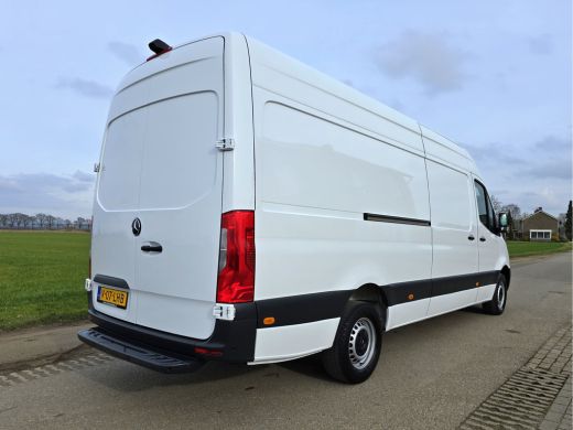 Mercedes-Benz Sprinter 317 1.9 CDI L3 H2 RWD - 170 Pk - Euro 6 - AUTOMAAT - MBUX - ParkeerCamera ActivLease financial lease