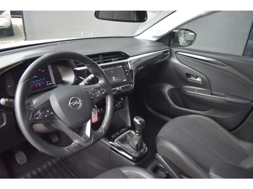 Opel Corsa 1.2 Elegance 100pk | Navigatie by App | Parkeersensoren | Climate Control | Half-Leder | Full-LED... ActivLease financial lease