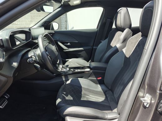 Peugeot 2008 1.2 PureTech GT Pack | Achteruitrijcamera | Apple Carplay/Android Auto|telefoonintegratie premium... ActivLease financial lease
