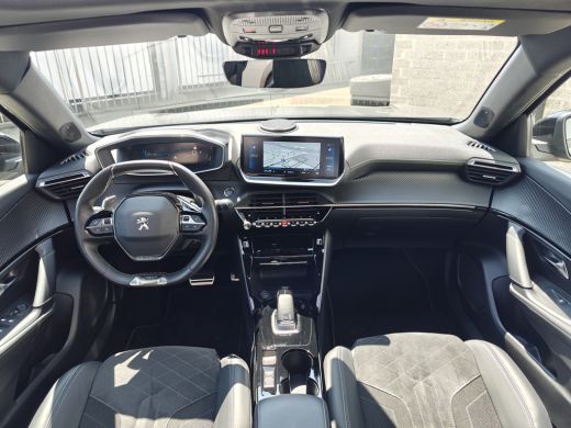Peugeot 2008 1.2 PureTech GT Pack | Achteruitrijcamera | Apple Carplay/Android Auto|telefoonintegratie premium... ActivLease financial lease