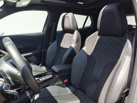 Peugeot 2008 1.2 PureTech GT Pack | Achteruitrijcamera | Apple Carplay/Android Auto|telefoonintegratie premium... ActivLease financial lease