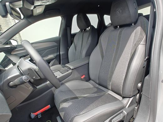 Peugeot 308 SW 1.2 Hybrid 145 e-DCS6 GT | Achteruitrijcamera | Cruise control adaptief met Stop&Go | Navigati... ActivLease financial lease