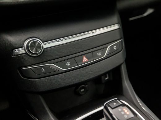 Peugeot 308 SW 1.2 PureTech Sport Automaat (PANORAMADAK, APPLE CARPLAY, GROOT. NAVI, 360 CAMERA, SPORTSTOELEN... ActivLease financial lease