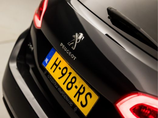 Peugeot 308 SW 1.2 PureTech Sport Automaat (PANORAMADAK, APPLE CARPLAY, GROOT. NAVI, 360 CAMERA, SPORTSTOELEN... ActivLease financial lease