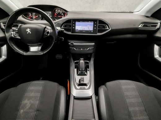 Peugeot 308 SW 1.2 PureTech Sport Automaat (PANORAMADAK, APPLE CARPLAY, GROOT. NAVI, 360 CAMERA, SPORTSTOELEN... ActivLease financial lease