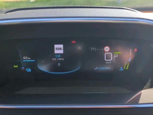 Peugeot e-2008 EV GT 50 kWh | Navi | Clima | Adaptive Cruise | Schuifkantel/dak | Stoelverwarming | ActivLease financial lease