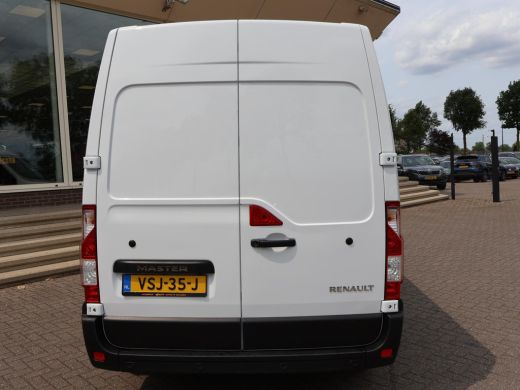 Renault Master T35 2.3 DCI 135 L2H2 COMFORT + APPLE CARPLAY | NAVIGATIE | CRUISE | DAB+ ActivLease financial lease