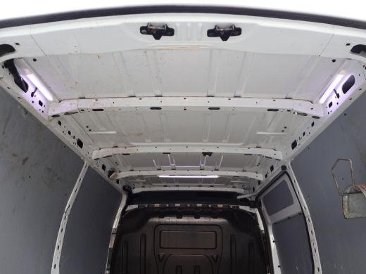 Renault Master T35 2.3 DCI 135 L2H2 COMFORT + APPLE CARPLAY | NAVIGATIE | CRUISE | DAB+ ActivLease financial lease