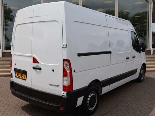 Renault Master T35 2.3 DCI 135 L2H2 COMFORT + APPLE CARPLAY | NAVIGATIE | CRUISE | DAB+ ActivLease financial lease