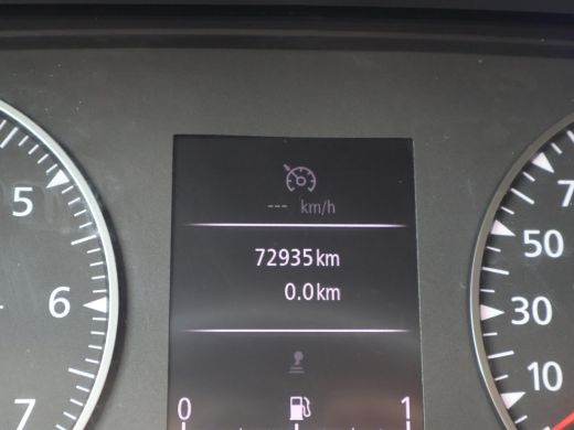 Renault Master T35 2.3 DCI 135 L2H2 COMFORT + APPLE CARPLAY | NAVIGATIE | CRUISE | DAB+ ActivLease financial lease