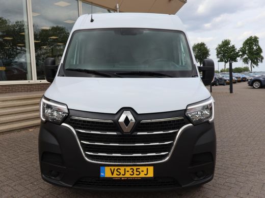 Renault Master T35 2.3 DCI 135 L2H2 COMFORT + APPLE CARPLAY | NAVIGATIE | CRUISE | DAB+ ActivLease financial lease