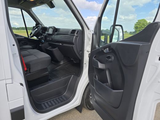 Renault Master T35 2.3 dCi Lowliner - 145 Pk - Euro 6 - Navi - Parkeercamera - Bakwagen - Plancher - Verkoopwagen ActivLease financial lease