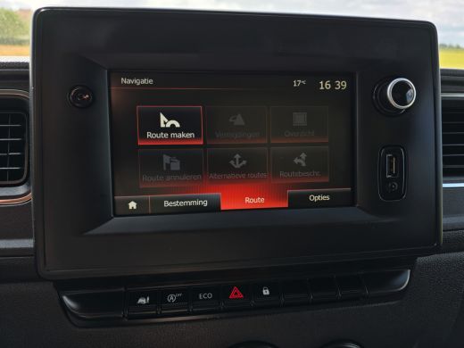 Renault Master T35 2.3 dCi Lowliner - 145 Pk - Euro 6 - Navi - Parkeercamera - Bakwagen - Plancher - Verkoopwagen ActivLease financial lease