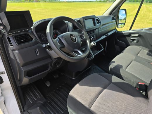 Renault Master T35 2.3 dCi Lowliner - 145 Pk - Euro 6 - Navi - Parkeercamera - Bakwagen - Plancher - Verkoopwagen ActivLease financial lease