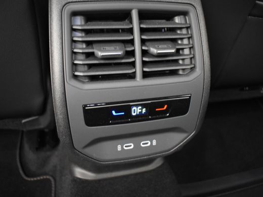 Seat Formentor 1.4 e-Hybrid VZ Performance 245pk | Adaptief cruise control | Navigatie | Keyless | Full led kopl... ActivLease financial lease