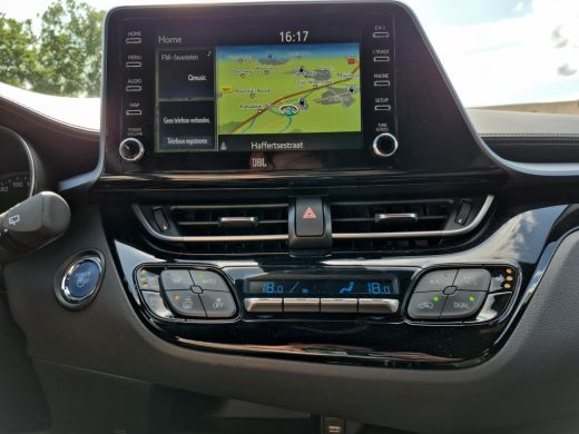 Toyota C-HR 2.0 Hybrid Bi-Tone | JBL audio | Stoelverwarming | Navigatie | Parkeersensoren | ActivLease financial lease