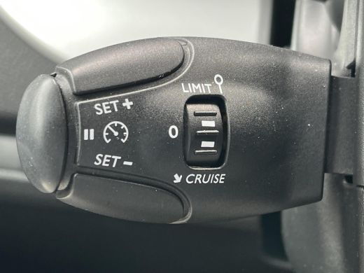 Toyota ProAce 2.0 D-4D Black Line | Automaat | Navigatie | Licht metalen velgen | Bluetooth | ActivLease financial lease