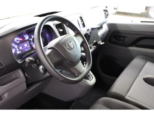 Toyota ProAce Worker 2.0 D-4D L2H1 LANG EURO 6 ActivLease financial lease