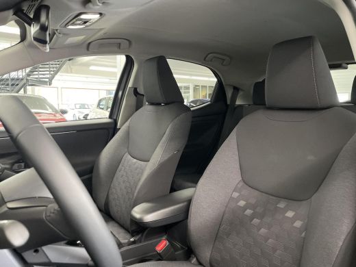 Toyota Yaris 1.5 Hybrid 115 Dynamic ActivLease financial lease