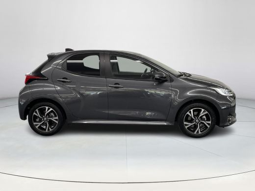 Toyota Yaris 1.5 Hybrid 115 Dynamic ActivLease financial lease