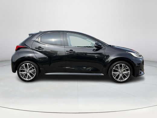 Toyota Yaris 1.5 Hybrid Executive ActivLease financial lease