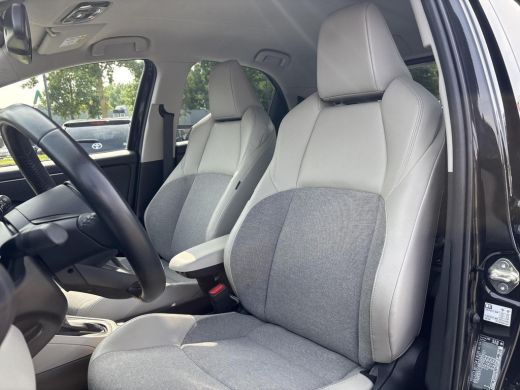 Toyota Yaris 1.5 Hybrid Executive ActivLease financial lease