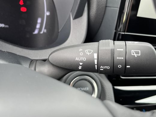 Toyota Yaris Cross 1.5 Hybrid 115 First Edition All in prijs! | Comfort pack! | ActivLease financial lease