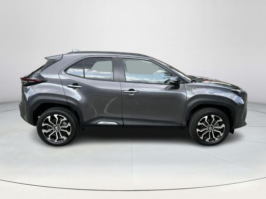 Toyota Yaris Cross 1.5 Hybrid 115 First Edition Stoelverwarming | Stuurverwarming ActivLease financial lease
