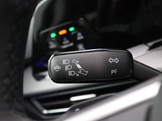 Volkswagen Golf 1.4 eHybrid Style 204 PK DSG Matrix LED, Panoramadak, Achteruitrijcamera, Side Assist, Stoelverwa... ActivLease financial lease