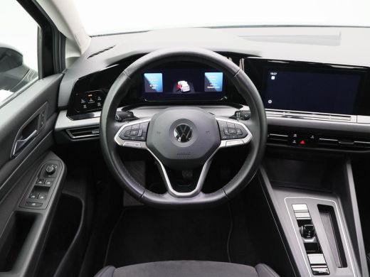 Volkswagen Golf 1.5 eTSi 150 Pk Automaat Style | Adaptive Cruise | CarPlay | Navigatie | Bluetooth | Parkeersenso... ActivLease financial lease