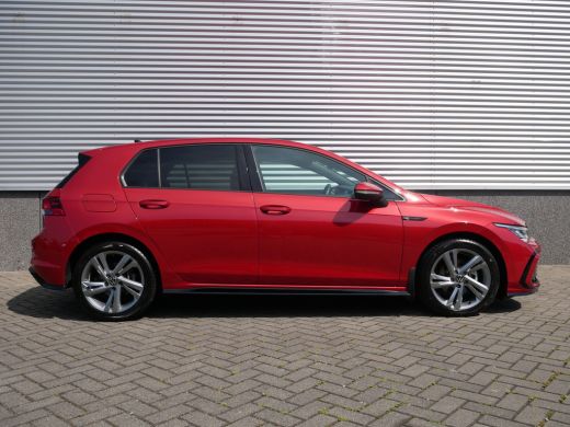 Volkswagen Golf 1.5 eTSI R-Line ActivLease financial lease