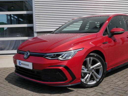 Volkswagen Golf 1.5 eTSI R-Line ActivLease financial lease
