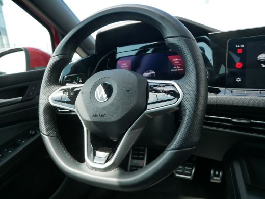 Volkswagen Golf 1.5 eTSI R-Line ActivLease financial lease