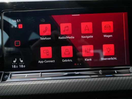 Volkswagen Golf 1.5 eTSI R-Line ActivLease financial lease