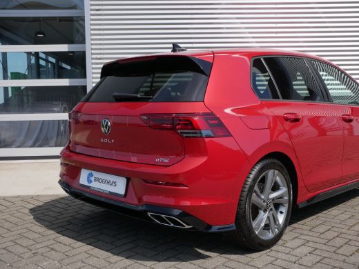 Volkswagen Golf 1.5 eTSI R-Line ActivLease financial lease