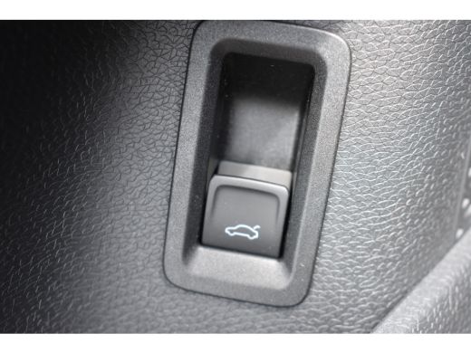 Volkswagen ID. Buzz 1st 77kWh | TREKHAAK | NAVIGATIE | 2X ELEKTR. SCHUIFDEUR | ELEKTR. A. KLEP ActivLease financial lease