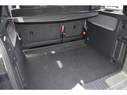 Volkswagen ID. Buzz 1st 77kWh | TREKHAAK | NAVIGATIE | 2X ELEKTR. SCHUIFDEUR | ELEKTR. A. KLEP ActivLease financial lease