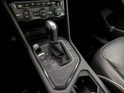 Volkswagen Tiguan 1.5 TSI ACT Sportline Business 150Pk Automaat (PANORAMADAK, APPLE CARPLAY, GROOT NAVI, LED KOPLAM... ActivLease financial lease