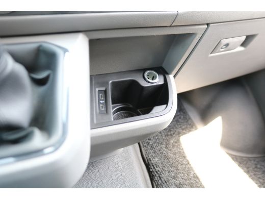 Volkswagen Transporter 2.0 TDI L2 H1 Koelwagen 0 Graden koeling Airco Sidebars ActivLease financial lease