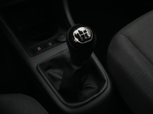Volkswagen up! 1.0 BMT move up! Airco Bluetooth Elek. Ramen NL Auto 99 ActivLease financial lease